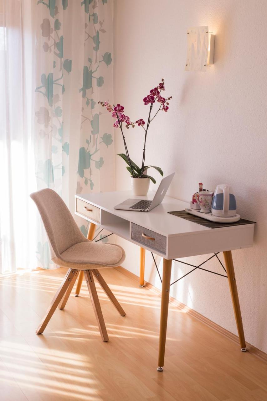 Bed and Breakfast Haus Rose Allensbach Esterno foto